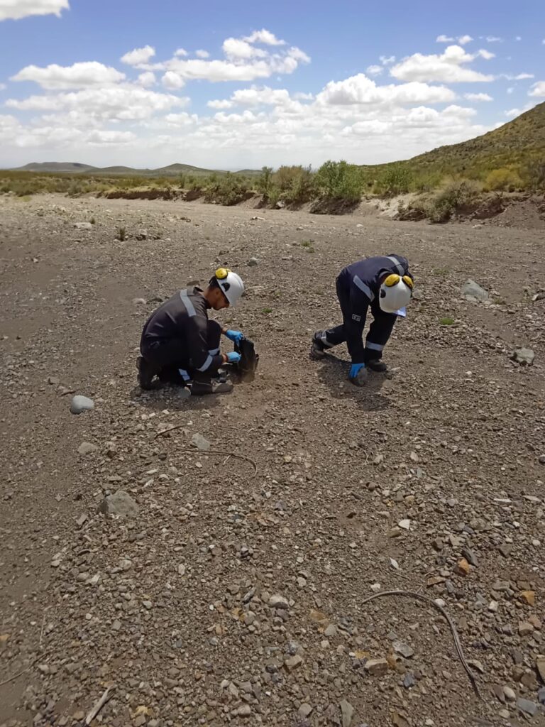 Como parte del proceso, se realizó un muestreo exhaustivo del suelo y los cauces cercanos.