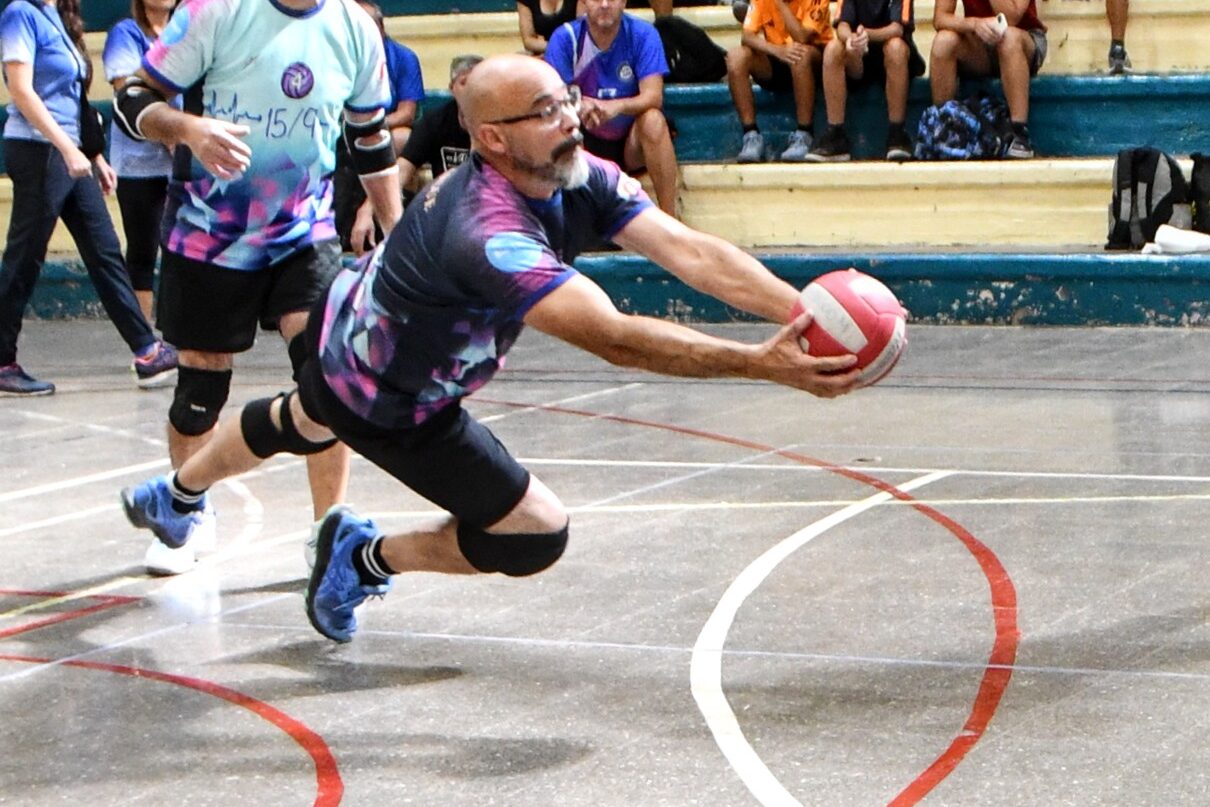 Malargüe se destacó en el VII Torneo Provincial de Newcom con victoria en +50 y gran lucha en +40. ¡Todos los detalles en la noticia!