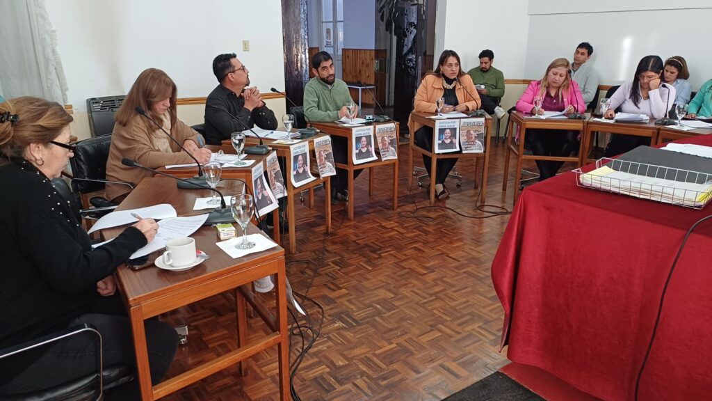 La “Ficha Limpia” impedirá acceder a cargos a personas con condenas por delitos graves o registradas como deudores alimentarios.