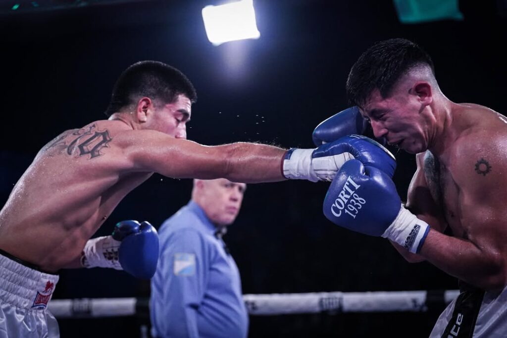 Marco y Lucía García regresaron al ring con victorias: ella ganó por fallo dividido y él se impuso con autoridad en decisión unánime.