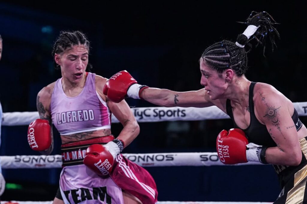 Marco y Lucía García regresaron al ring con victorias: ella ganó por fallo dividido y él se impuso con autoridad en decisión unánime.